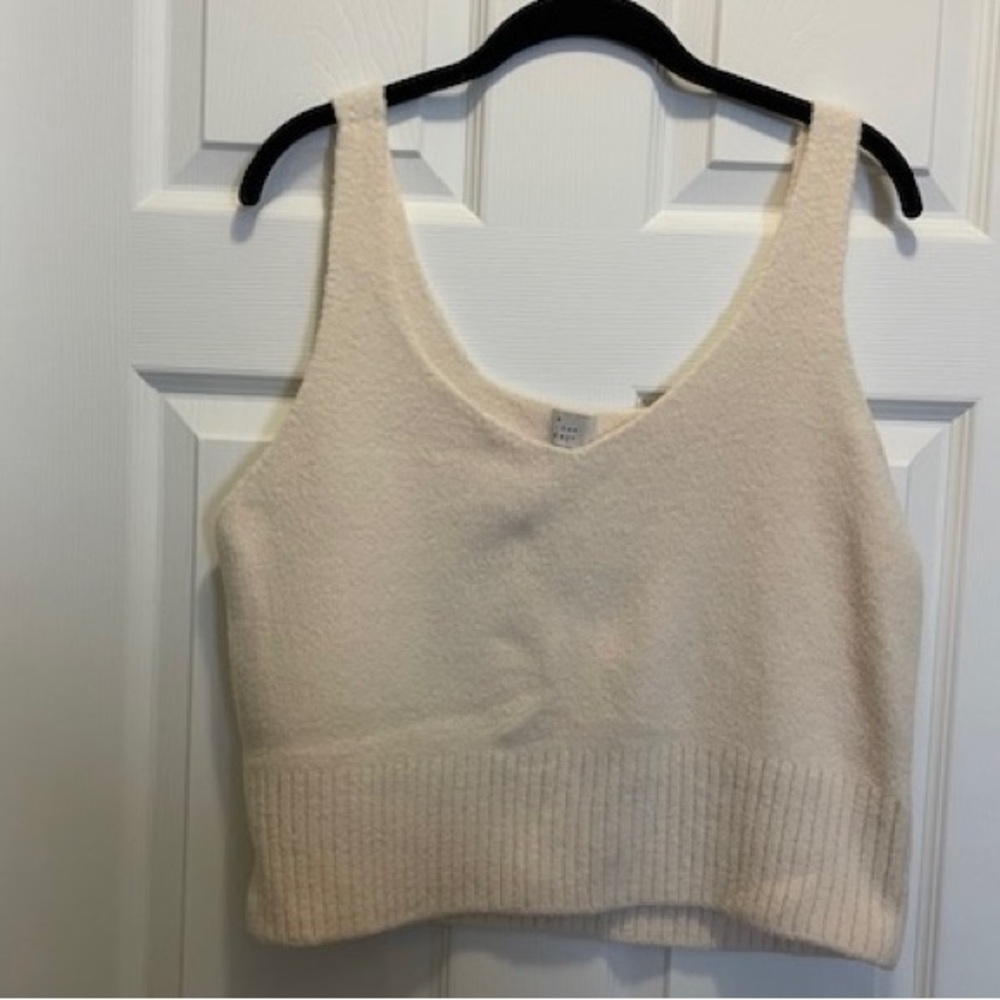 A New Day Sweater Material Very Soft Cropped Tank Top, Women's Size L, Cream